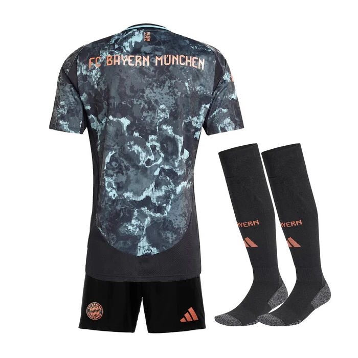 Bayern Munich Kit Extérieur 2024/2025