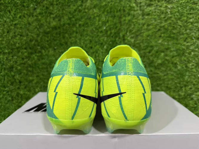 Nike Air Zoom Mercurial Vapor XV Elite