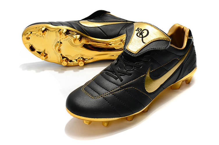 Nike Noir et Doré Tiempo Legend 7 R10 Elite