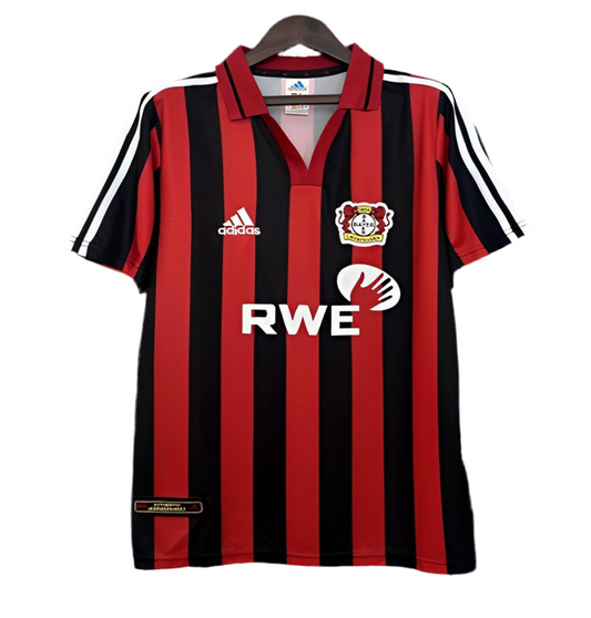 Leverkusen Domicile 2001/2002