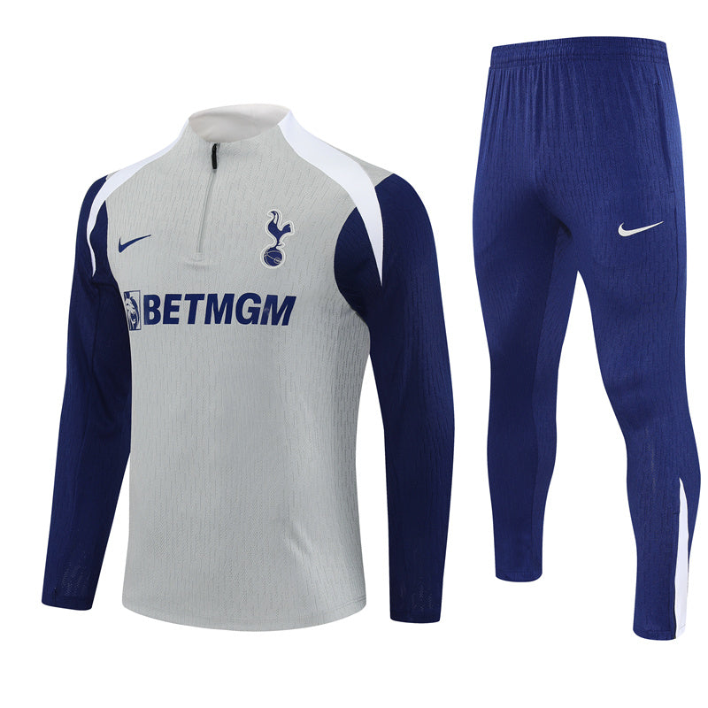Tottenham Training 2025/2026