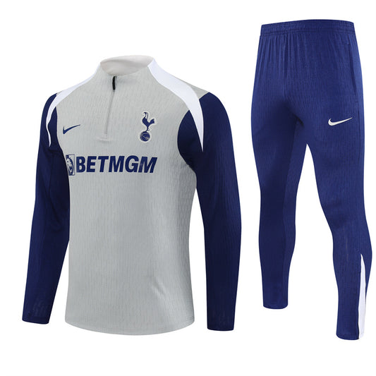 Tottenham Training 2025/2026