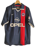 Paris Saint-Germain Domicile 2002