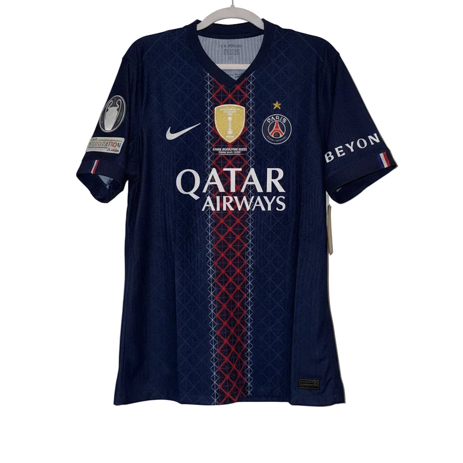 Paris Saint-Germain Spécial Print Final Budapest 2026 Domicile 2025/2026